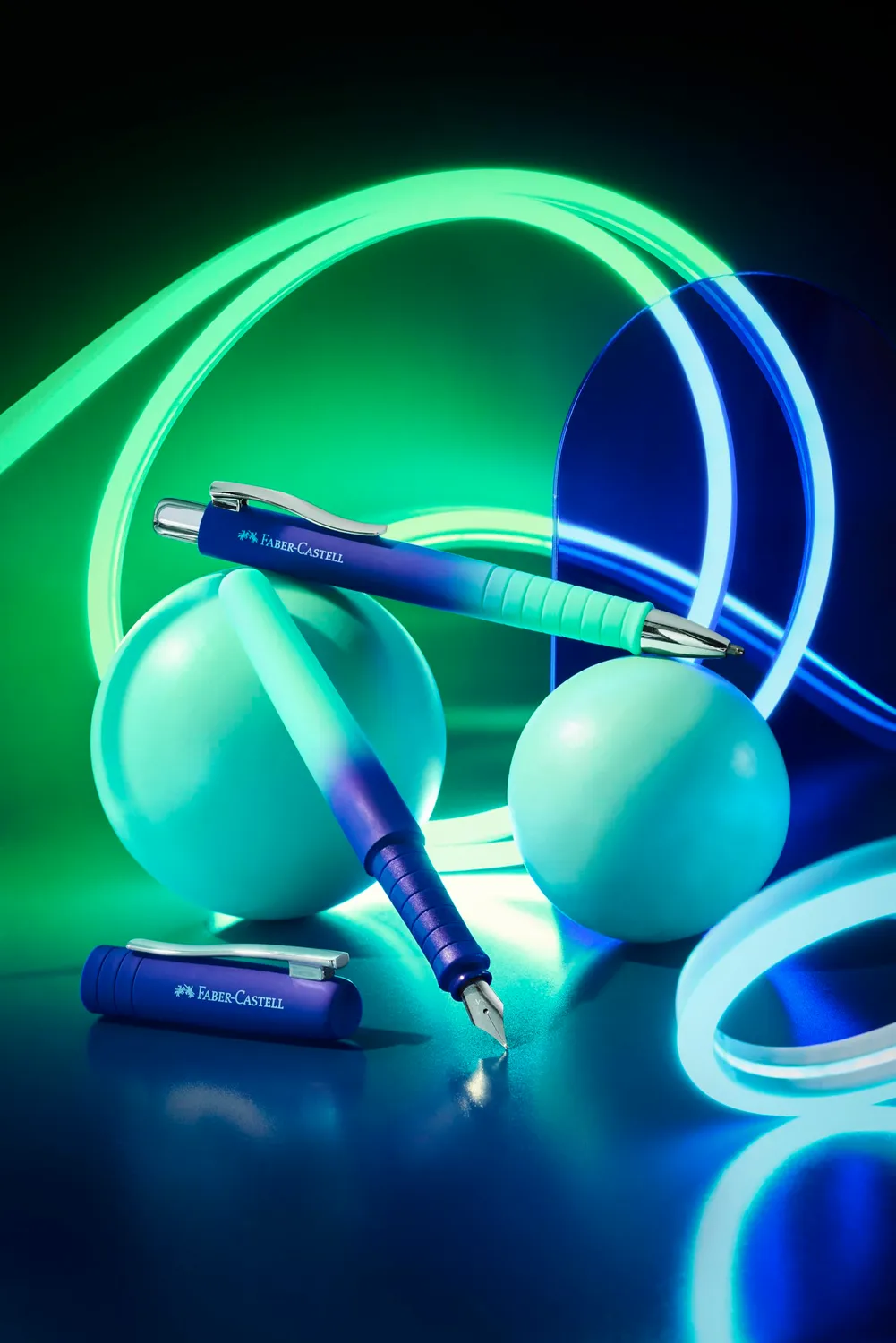 Faber-Castell Poly Ball XB Kugelschreiber Buzzing Blue 5er dokumentenecht