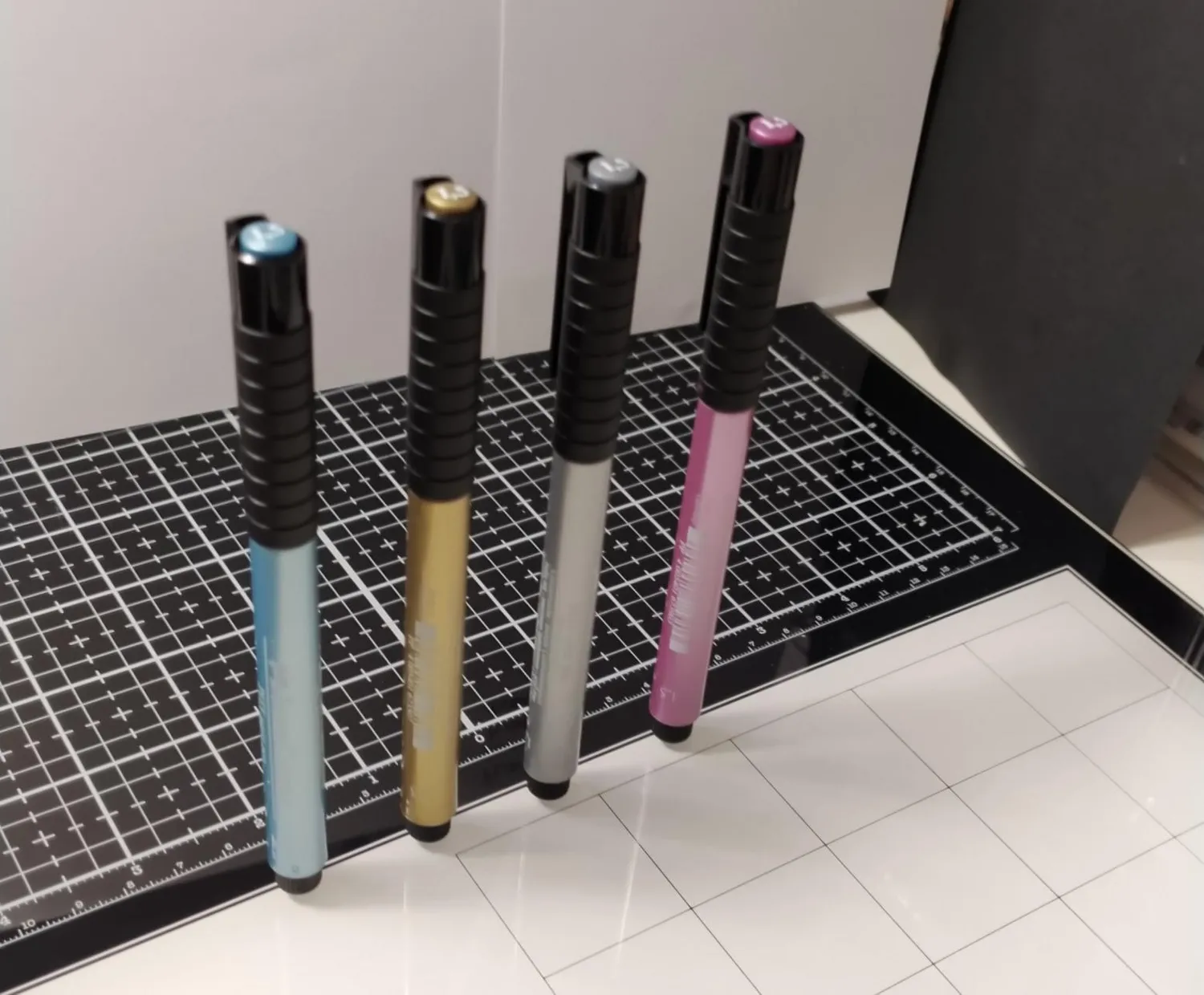 Faber-Castell Pitt Artist Pen Metallic Tuschestift deckend