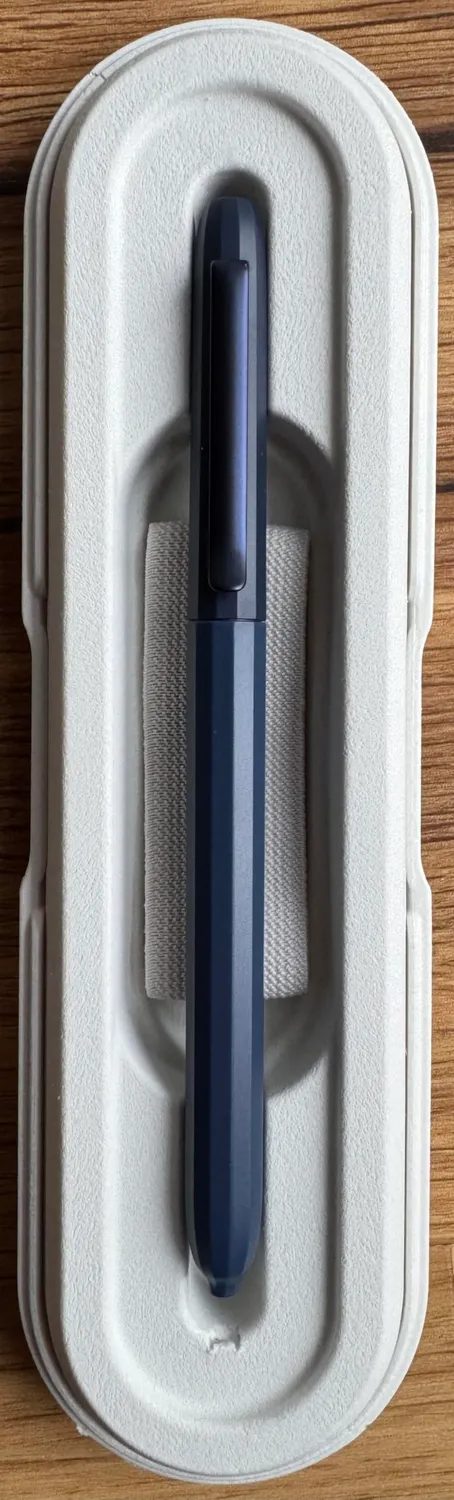 Faber-Castell Avori Inner Fire XB Kugelschreiber recycelt