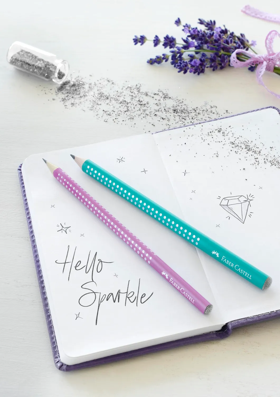 Faber-Castell Sparkle Jumbo B Bleistifte 4 Stück Dreikant