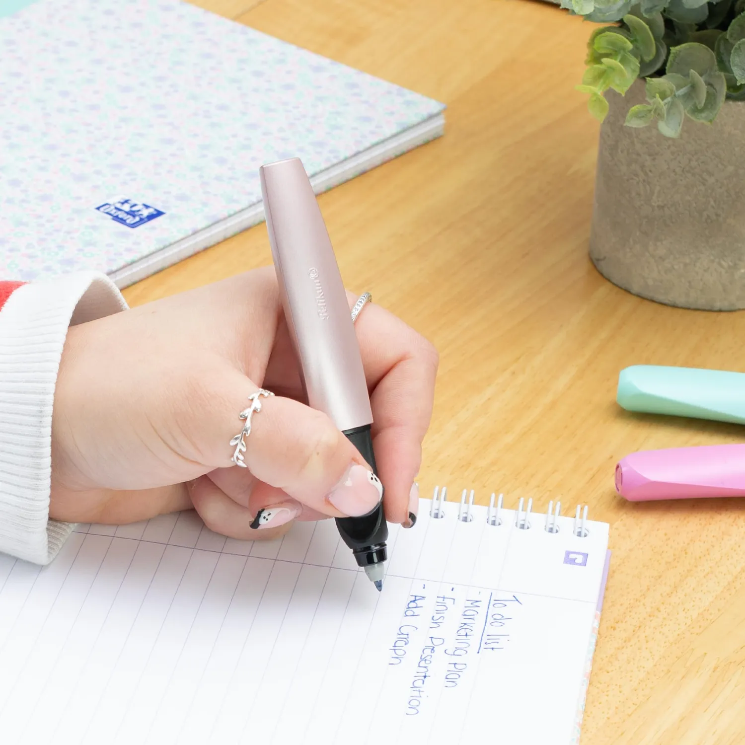 Pelikan Twist Tintenroller mit Patronen